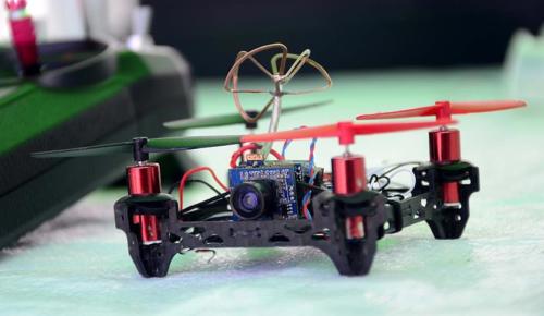 11 Yaşındaki Mert, Bomba Bulan Casus Drone ile Uluslararası Ödül Aldı